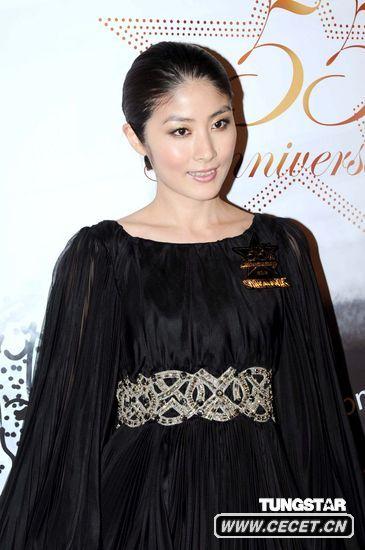 陳慧琳復古裝出席時(shí)尚秀