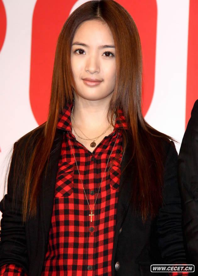 林依晨緊身褲秀好身材