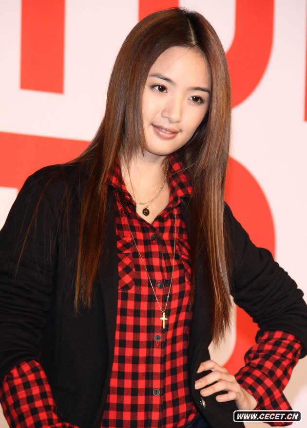 林依晨緊身褲秀好身材