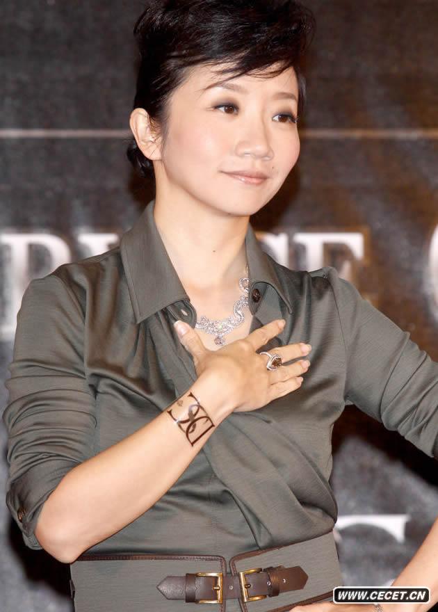 陶晶瑩代言鉆石新品