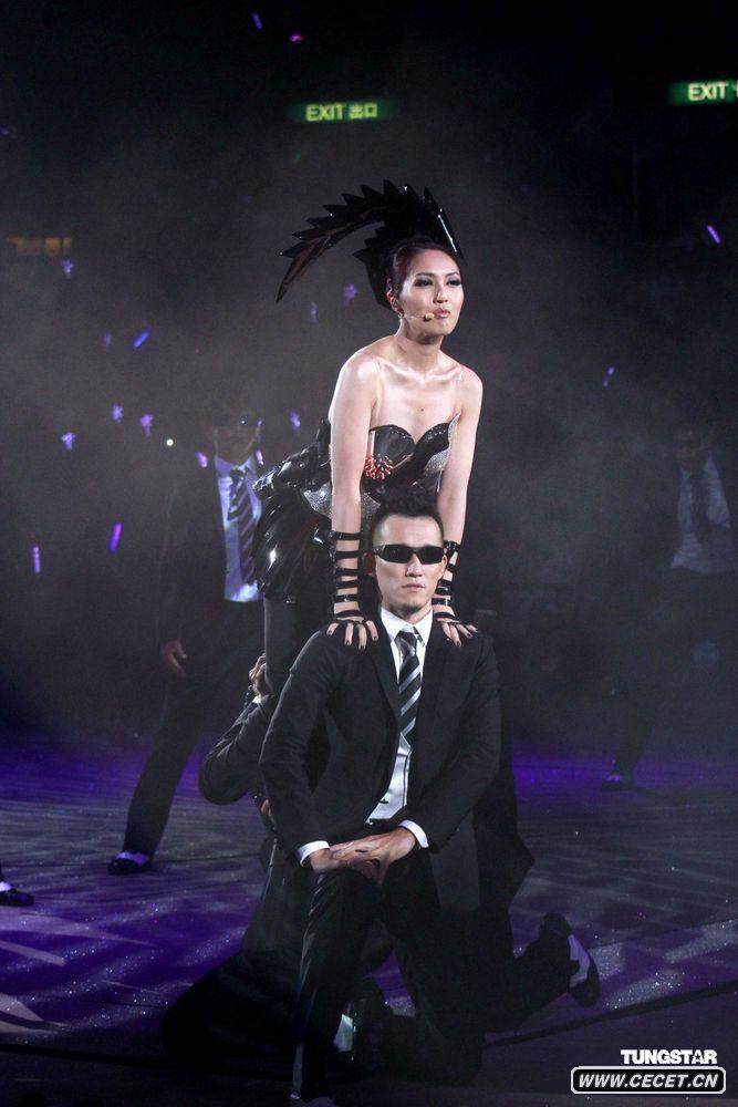 楊千嬅舉行婚前最后演唱會(huì )