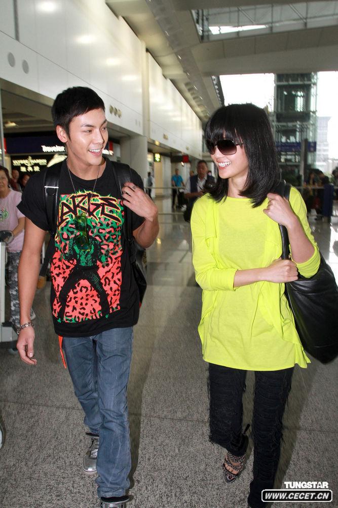 阿Sa陳偉霆親密返港