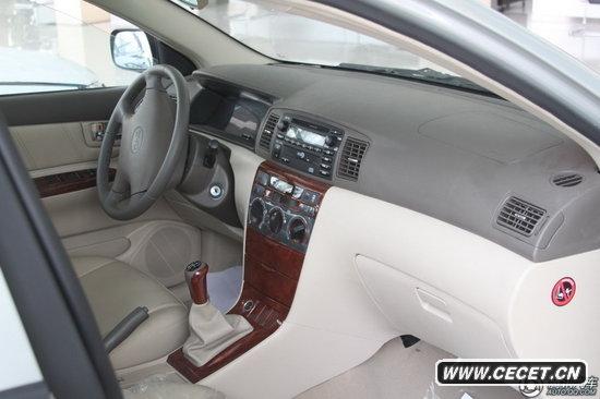 2009款比亞迪F3智能白金版豪華型GLX-i 到店實(shí)拍