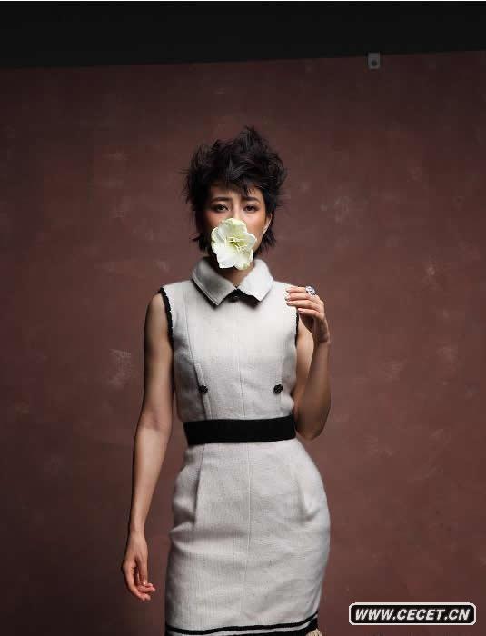 高圓圓寂寞玩偶寫(xiě)真曝光