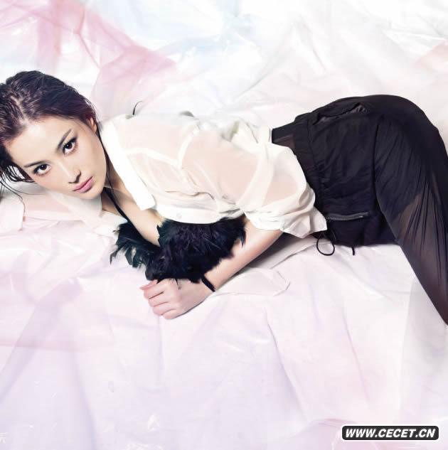 張馨予寫(xiě)真熱辣火爆