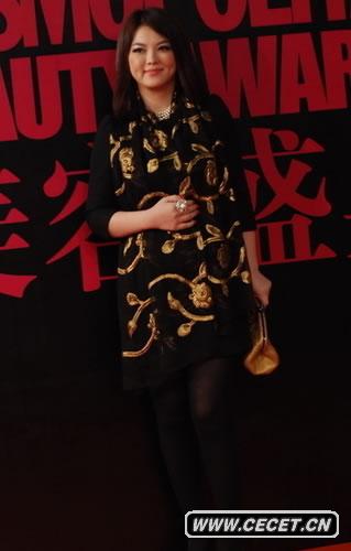 李湘瘦身美腿變纖細