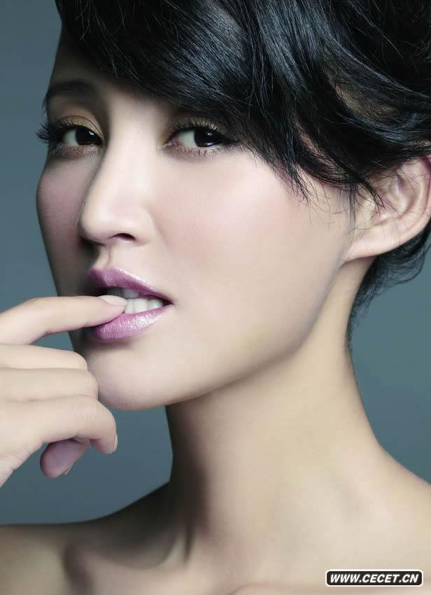 張歆藝拍攝秋妝大片