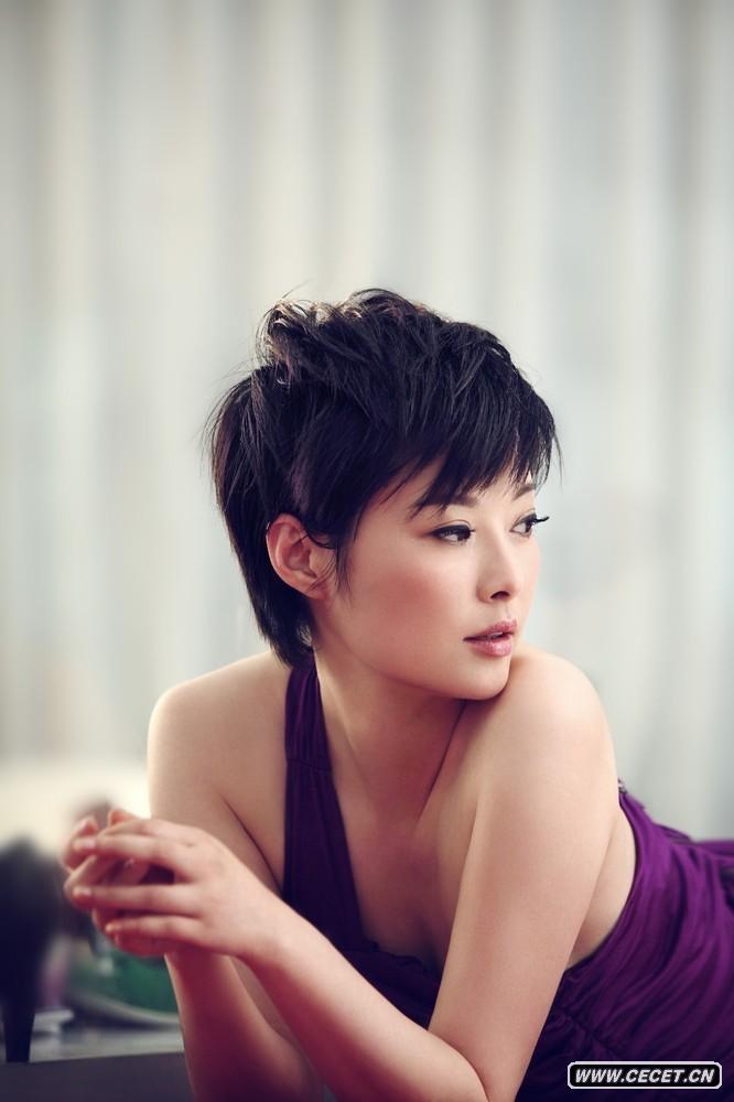 袁莉清新健康塑時(shí)尚麗人