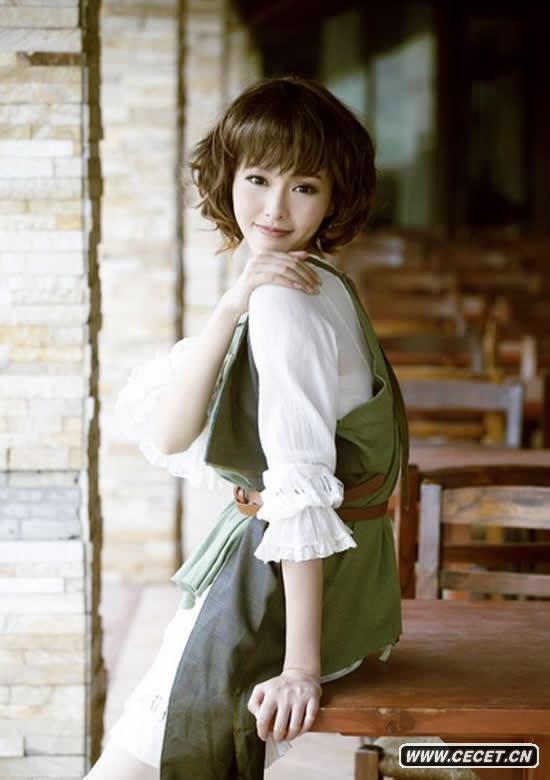 唐嫣全新寫(xiě)真甜美清新