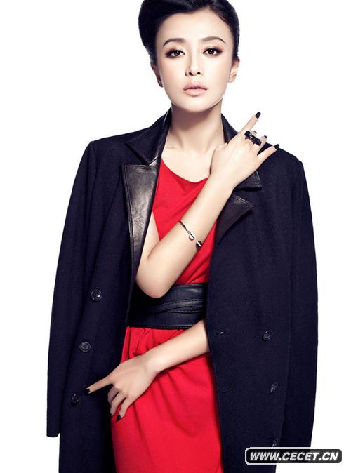 秦嵐摩登英倫造型