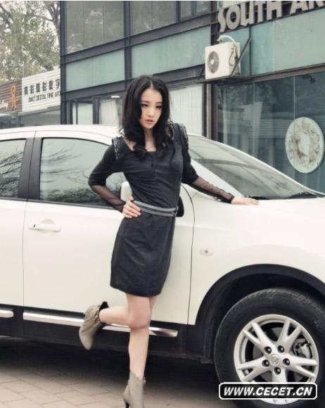 章齡之拍攝時(shí)尚愛(ài)車(chē)寫(xiě)真