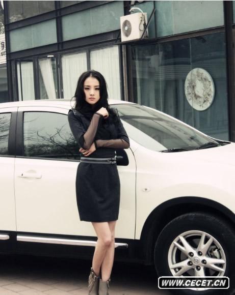 章齡之拍攝時(shí)尚愛(ài)車(chē)寫(xiě)真