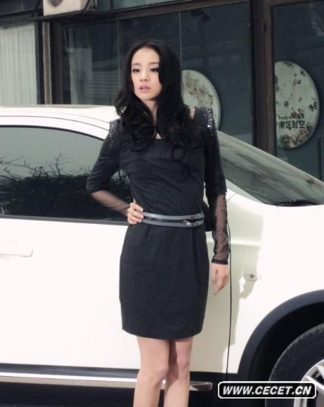 章齡之拍攝時(shí)尚愛(ài)車(chē)寫(xiě)真