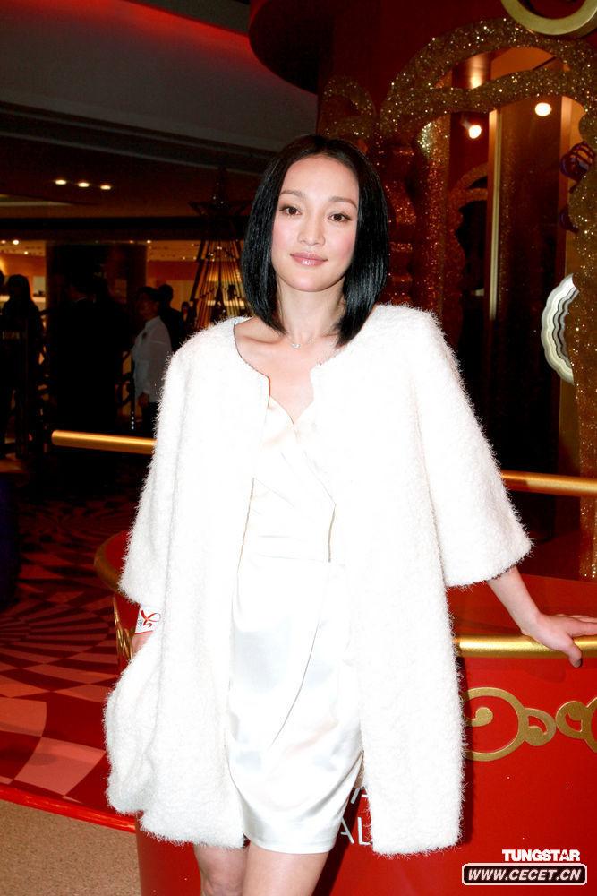 周迅化身月亮女神