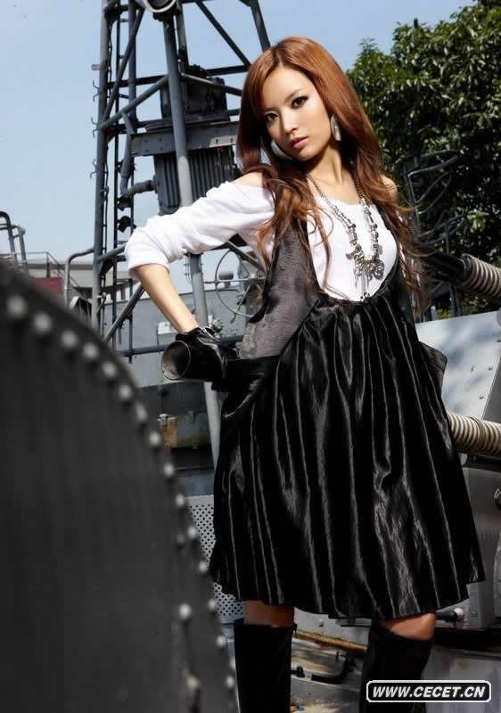 葉熙祺全新性感寫(xiě)真