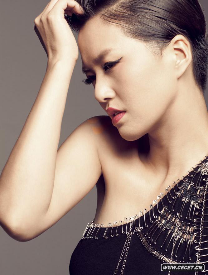 譚維維成亞運最美大使