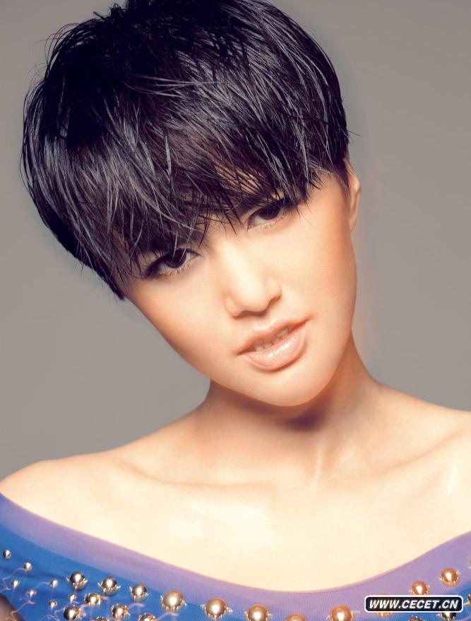 譚維維成亞運最美大使