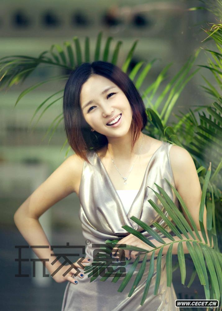 何潔氣質(zhì)封面曝光