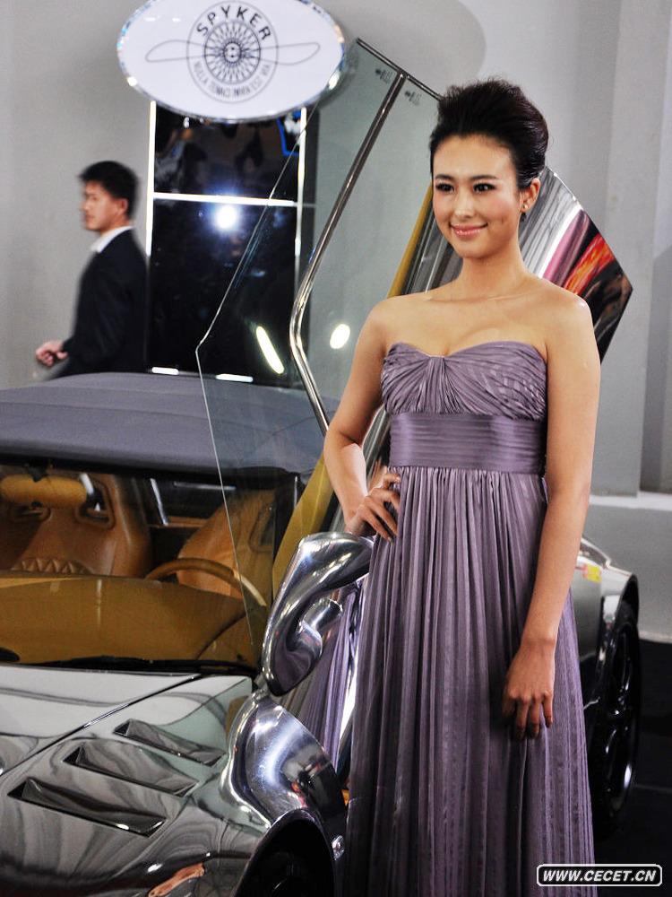 車(chē)模獸獸亮相2010昆明車(chē)展