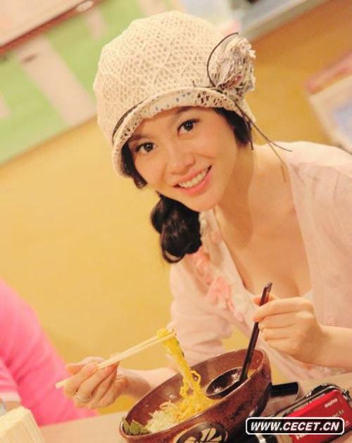 鞏新亮曬北海道街拍照