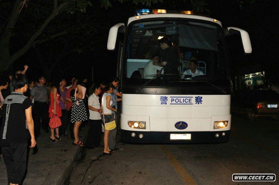 201071ؑc山(dng)140Ϫֵ·13?jin)ʘ?l )(chng)53SˆT{(li)һvô܇(ch)Űb