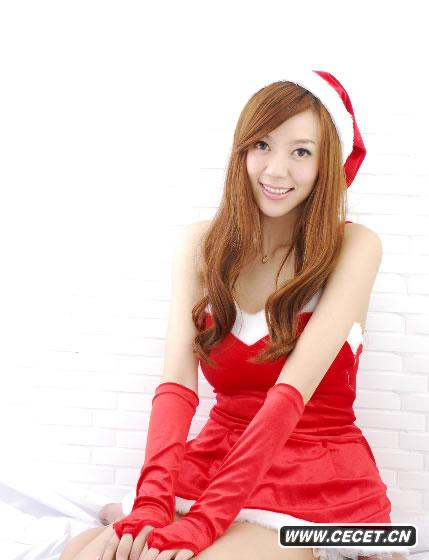 “宅男女神”周韋彤圣誕寫(xiě)真