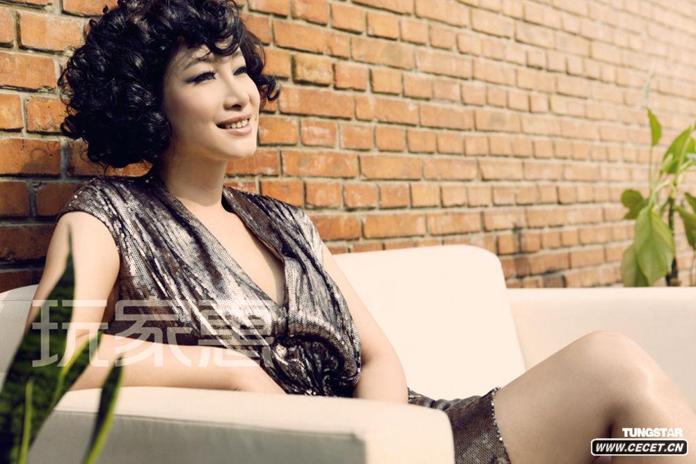 秦海璐寫(xiě)真女人味足