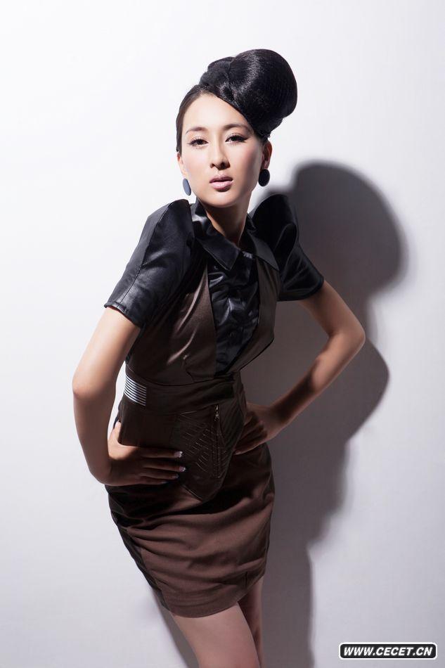 馬蘇最新寫(xiě)真盡顯大氣