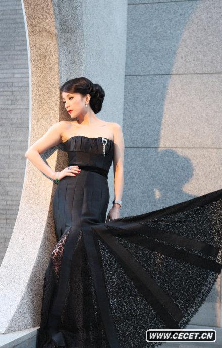 湯燦古典寫(xiě)真