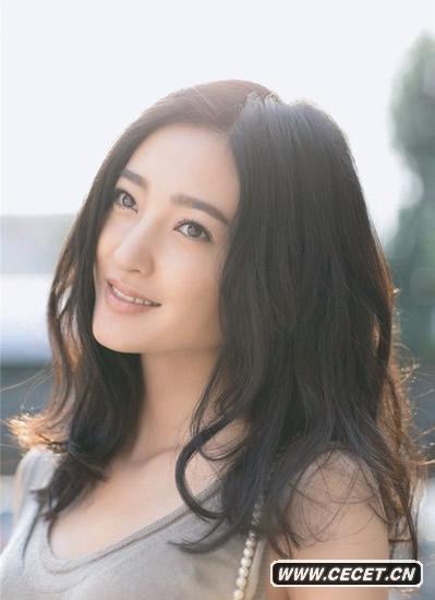 王麗坤拍攝暖陽(yáng)寫(xiě)真