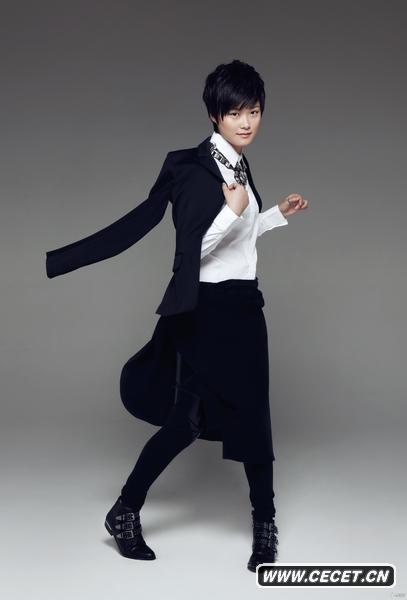 李宇春全新寫(xiě)真出爐