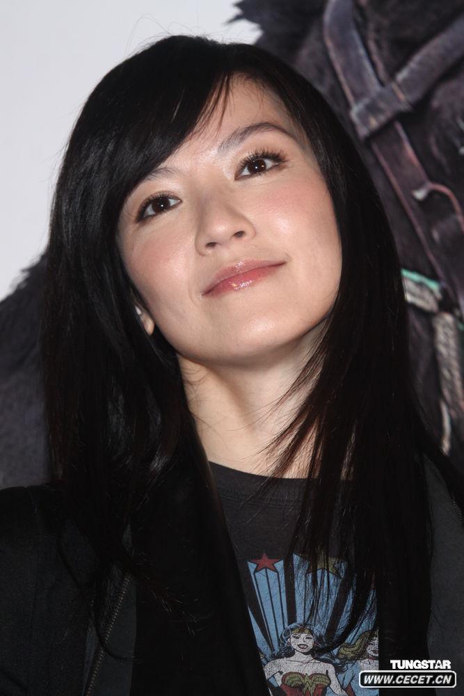 林熙蕾出席新片首映