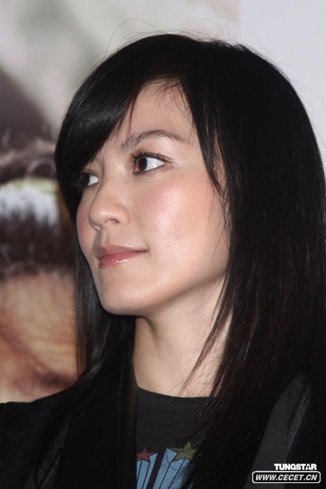 林熙蕾出席新片首映