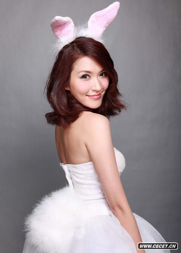 徐潔兒給力演繹兔女郎