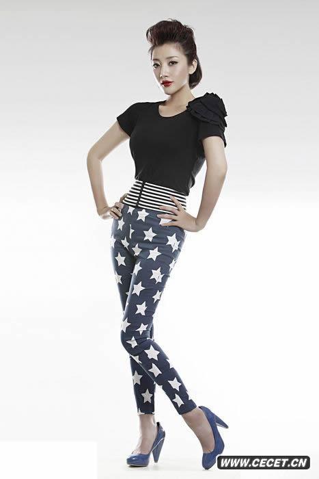 王沫溪拍攝最新寫(xiě)真