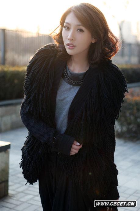 王梓諾陽(yáng)光寫(xiě)真