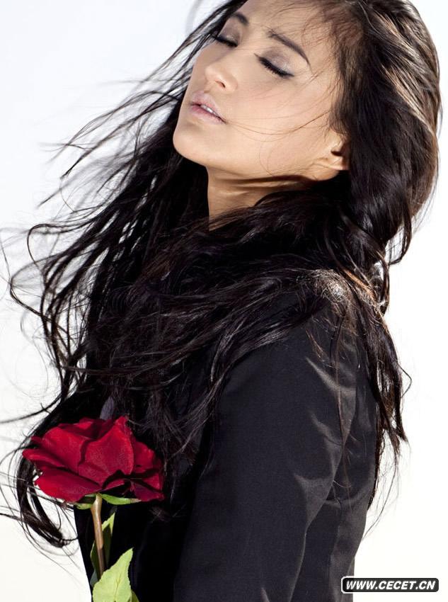 張歆藝寫(xiě)真灑脫出爐