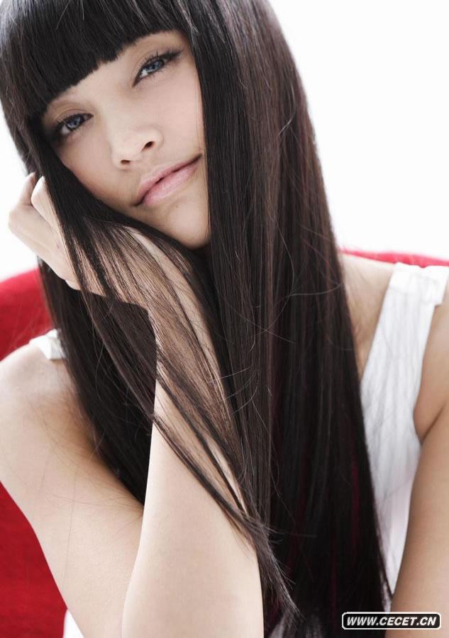 張歆藝最新寫(xiě)真大片