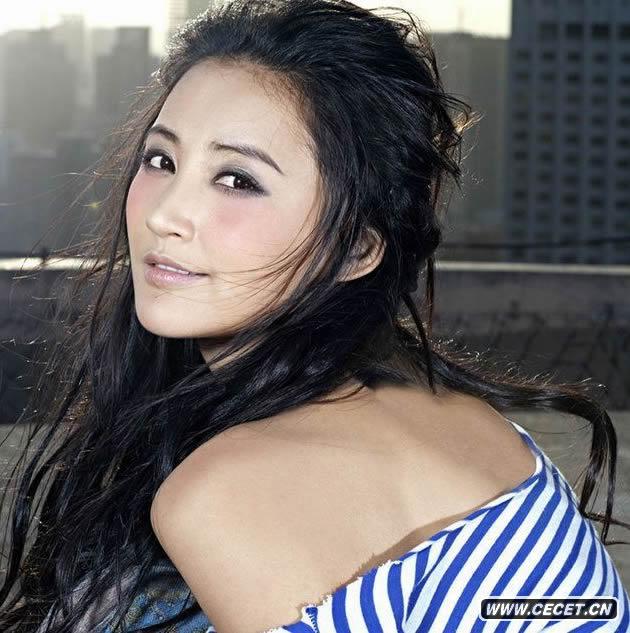 張歆藝最新寫(xiě)真大片