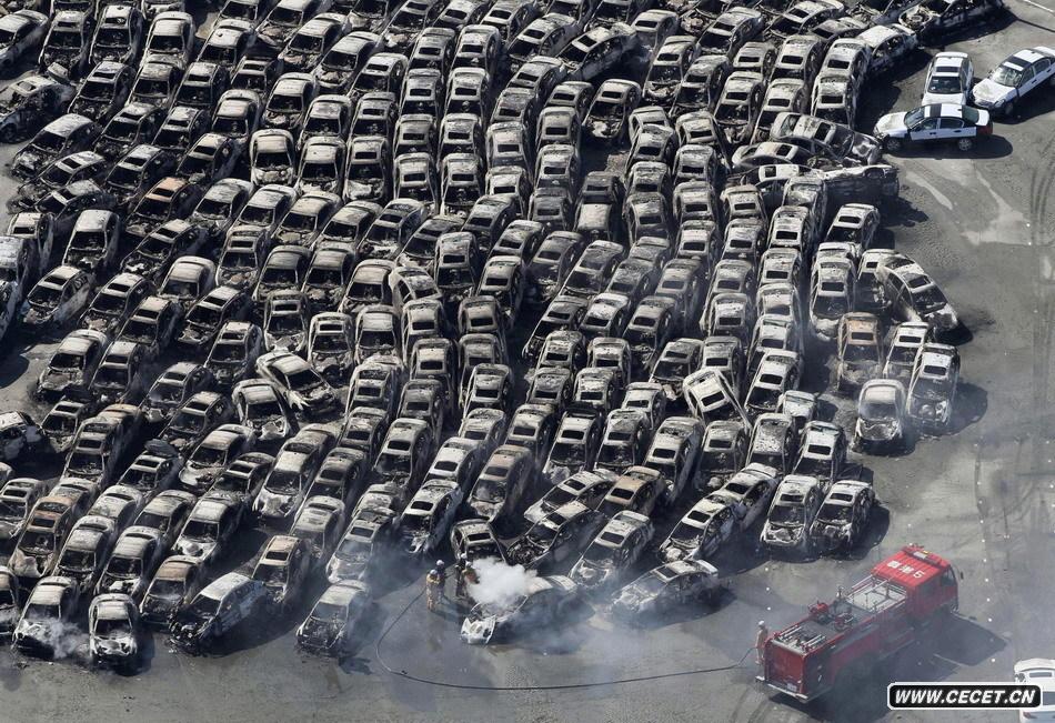 ĳǿh܇(ch)ڻбٚձغ(g)е𺣇[һƬǽݵOʩ⵽̶ͬȵēp܇(ch)ˮ