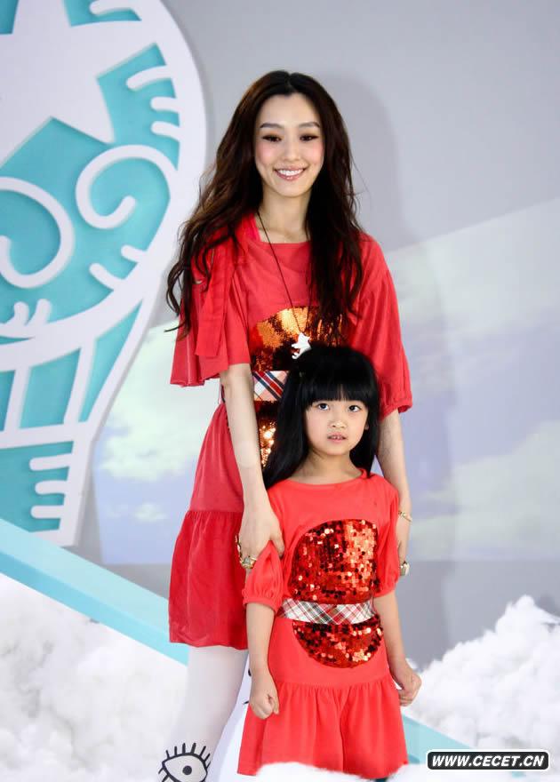 范瑋琪拍新MV與蘿莉同臺