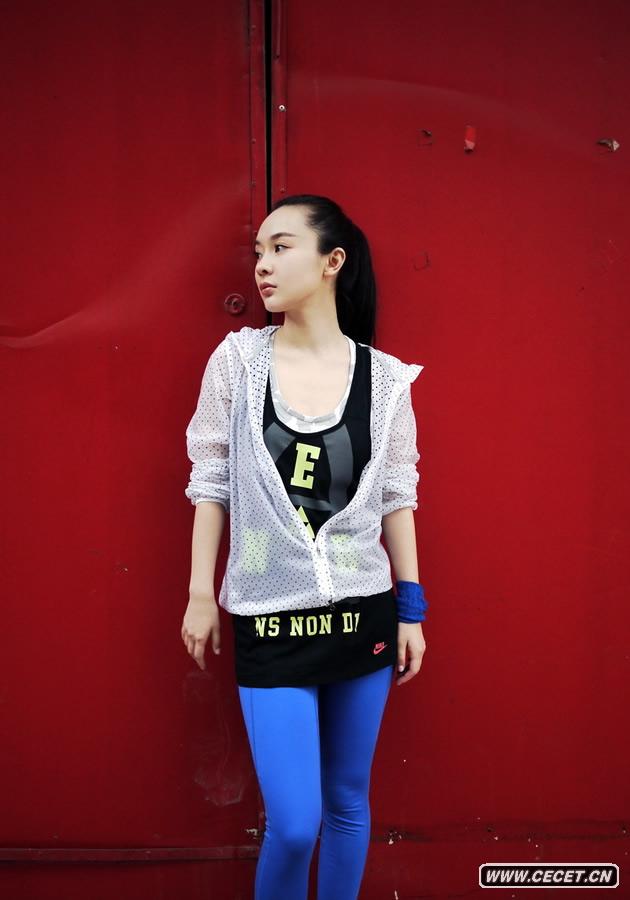 霍思燕拍運動(dòng)寫(xiě)真