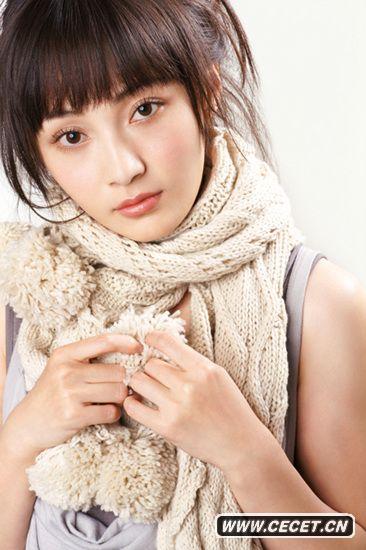 姚笛最新清純寫(xiě)真