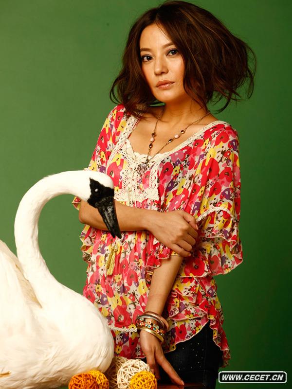 趙薇未PS代言照曝光