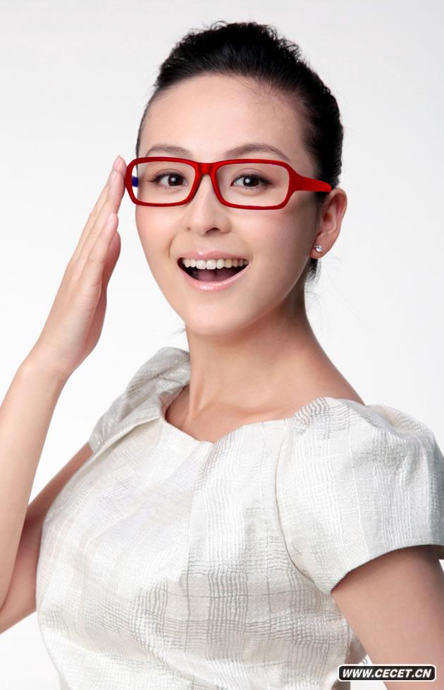 戴嬌倩全新寫(xiě)真曝光