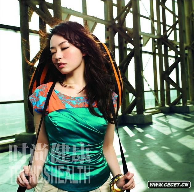 張靚穎秀性感御姐范兒