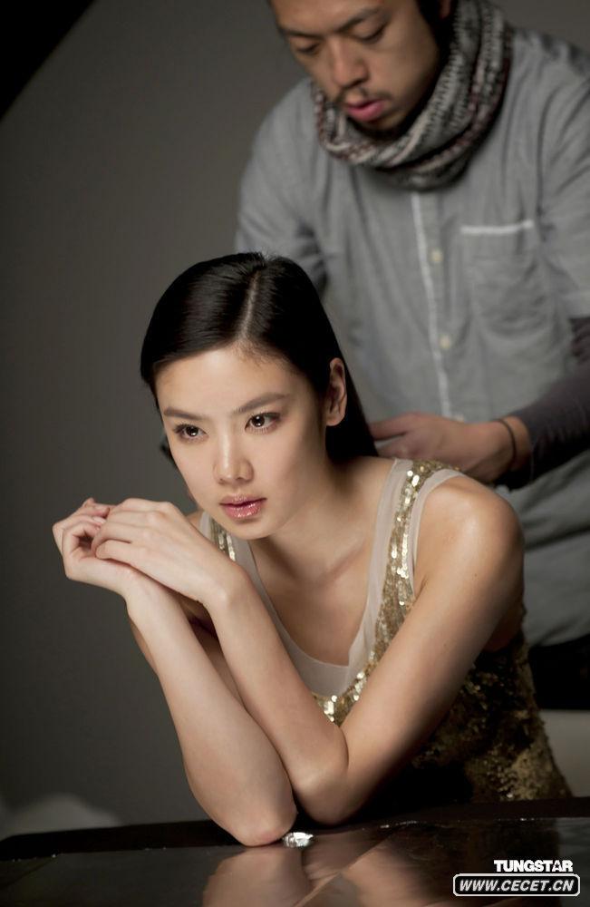 樂(lè )基兒擔任護膚品代言人