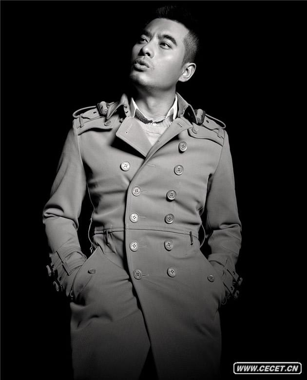 陳龍黑白寫(xiě)真出爐