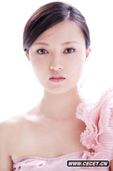 傅晶曝光最新寫(xiě)真