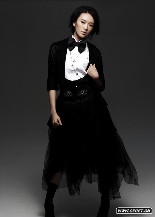 童瑤黑白寫(xiě)真華美絕倫